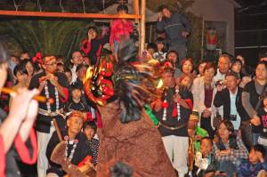 木本八幡宮の獅子舞
